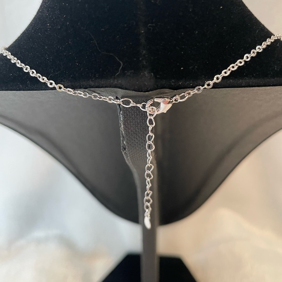 1.0 ct 925 sterling silver Moissanite clover shaped pendant necklace - Picture 3 of 4